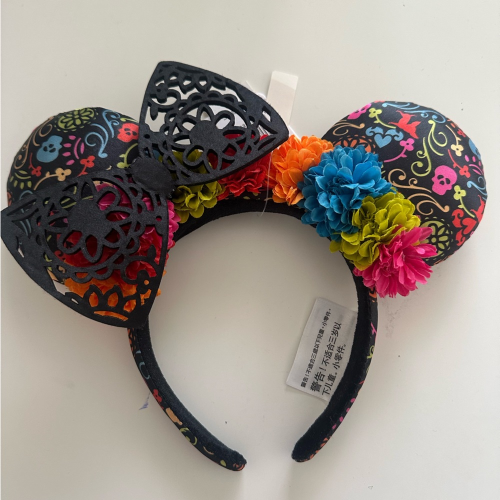 Minnie Mouse Disney ears